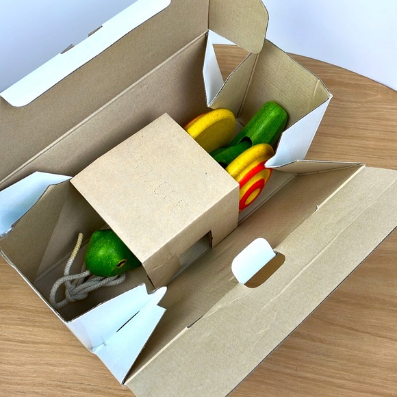 Plan Toys Pull Along Snail - Picture 4 of 7